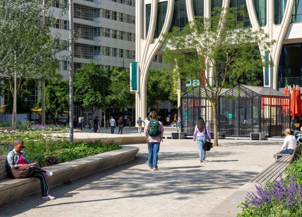 Spuiplein completed: a renewed green-blue heart for The Hague!